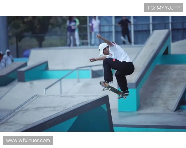 杨丽独家分享滑板技巧与心得体会助你轻松入门滑板世界