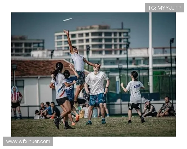 杭州飞盘队在极限运动会中的精彩表现与力量分析