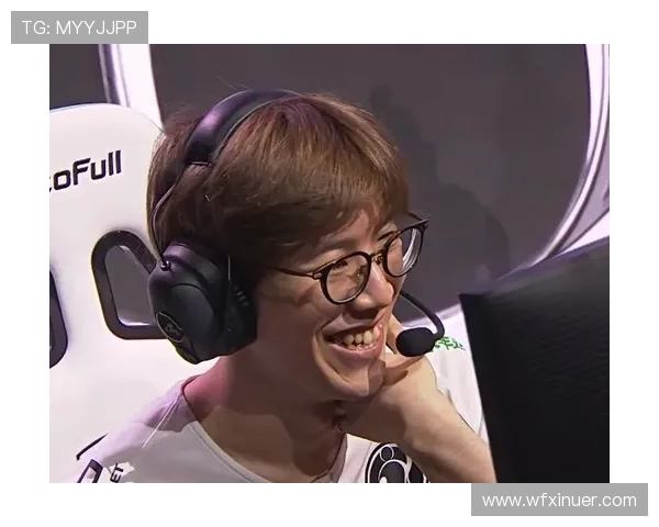 英雄联盟深度解析：揭开FPX团队协作的秘密与成功之道