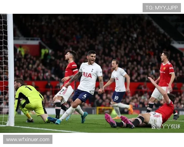 1999年曼联与热刺经典对决回顾：足球历史上的激烈较量与传奇时刻