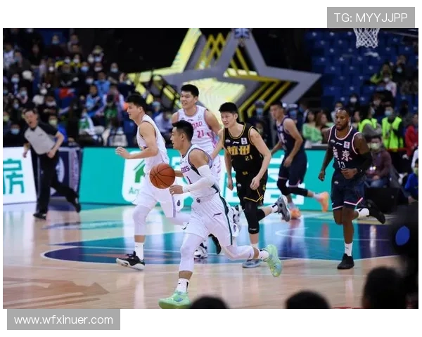 CBA南方明星与北方明星激情对决展现篮球魅力与团队精神 CBA南方明星与北方明星激情对决展现篮球魅力与团队精神