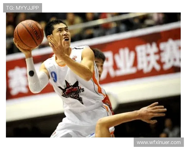 张庆鹏:从篮球场上的拼搏者到人生舞台的奋斗者之路探秘 张庆鹏:从篮球场上的拼搏者到人生舞台的奋斗者之路探秘